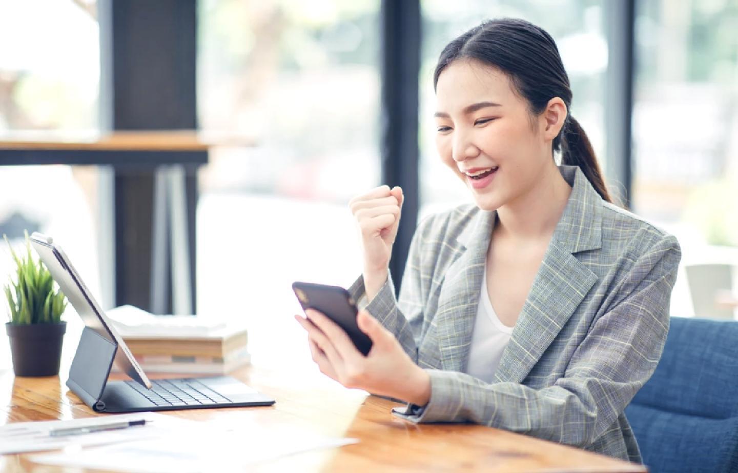 Команда професіоналів працює над маркетинговими стратегіями